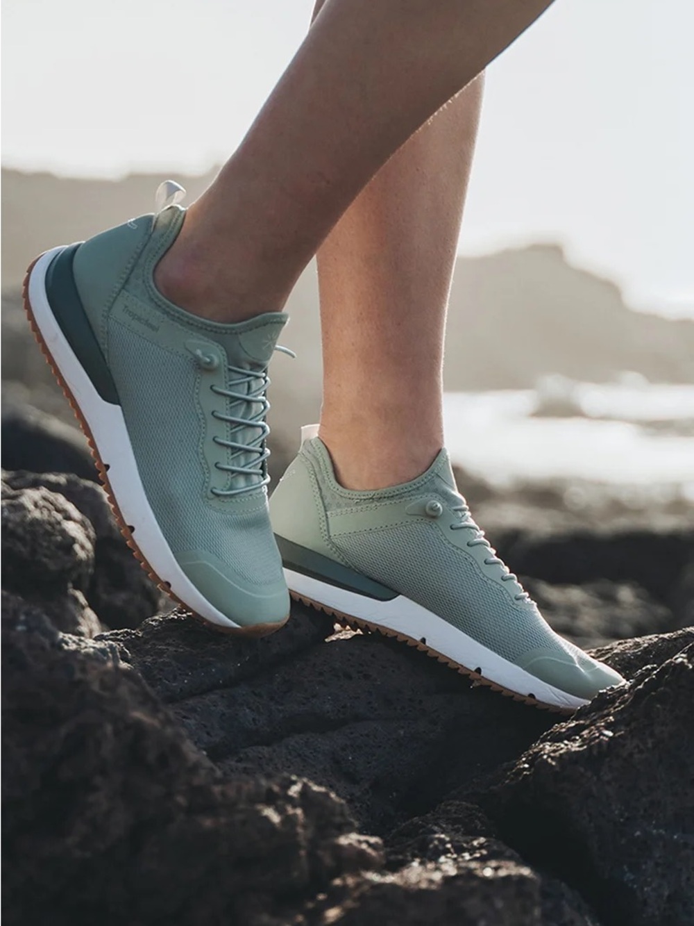 Tropicfeel Canyon Desert Green all-terrain Slip on sneaker women’s size 6 in EUC